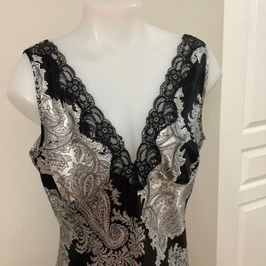 Gorgeous satiny nightie Large 38-39